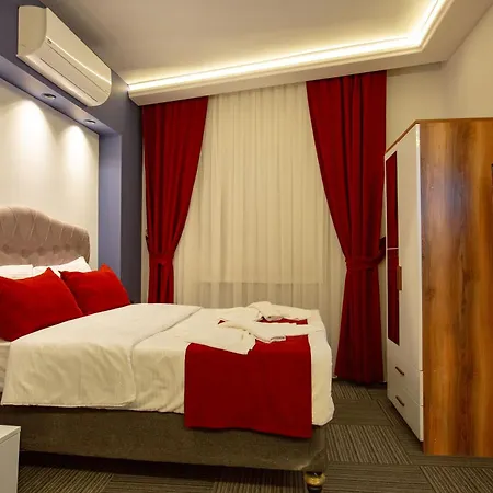 Vira Hotel *