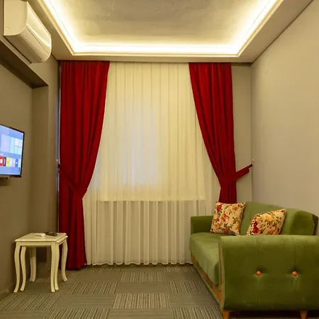 Vira Hotel *